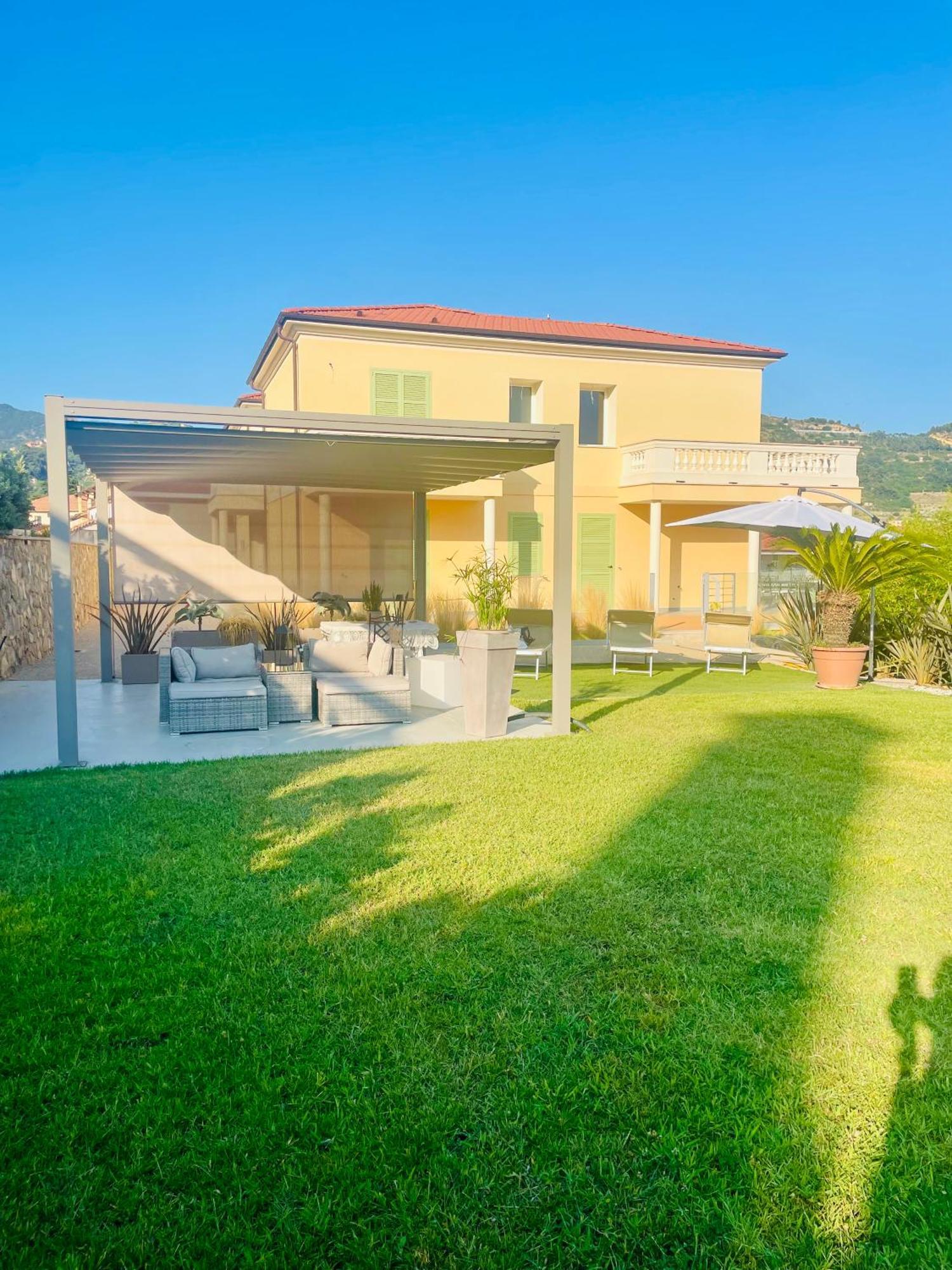 Villa Sole Arma di Taggia Exterior photo